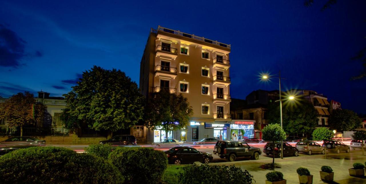 Christi'S Hotel Borova Korce Extérieur photo