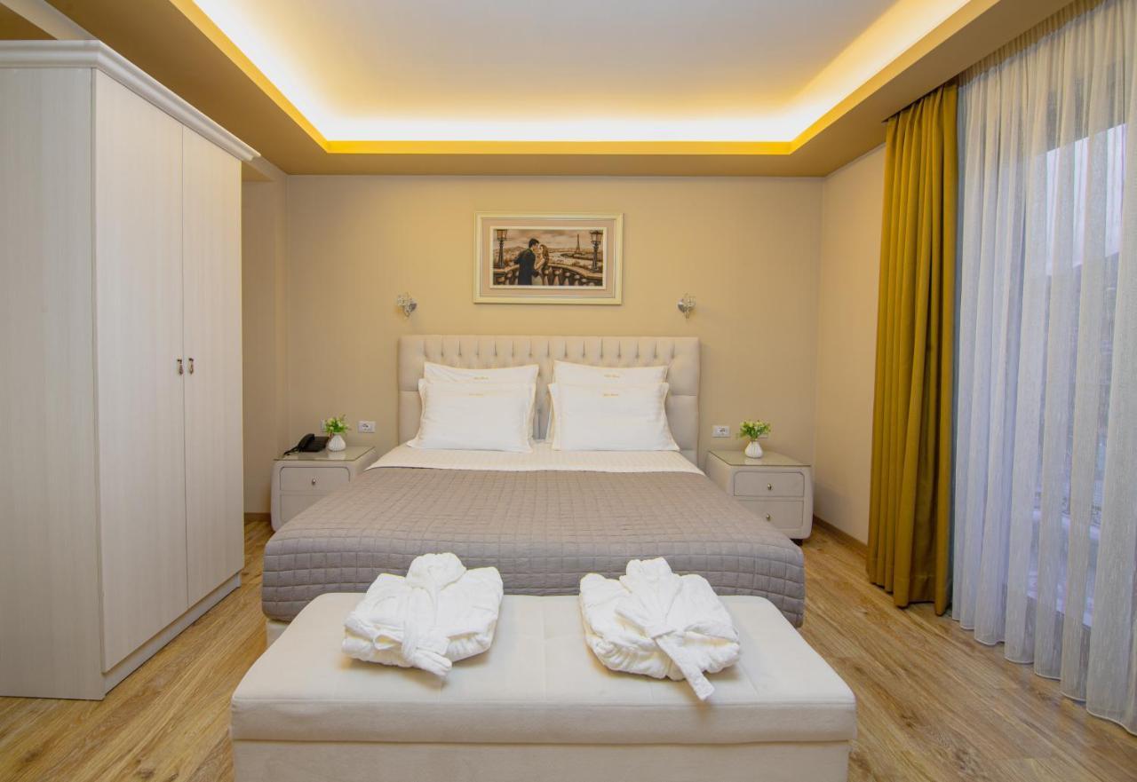 Christi'S Hotel Borova Korce Extérieur photo